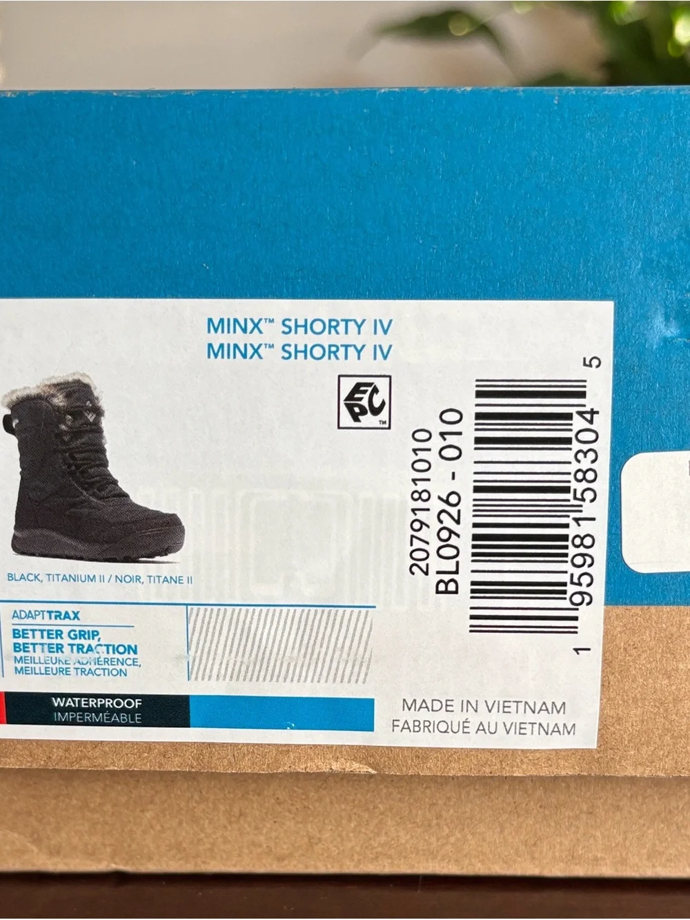Columbia Black Women’s Insulated Lace-Up Winter Boot with Faux Fur Collar
